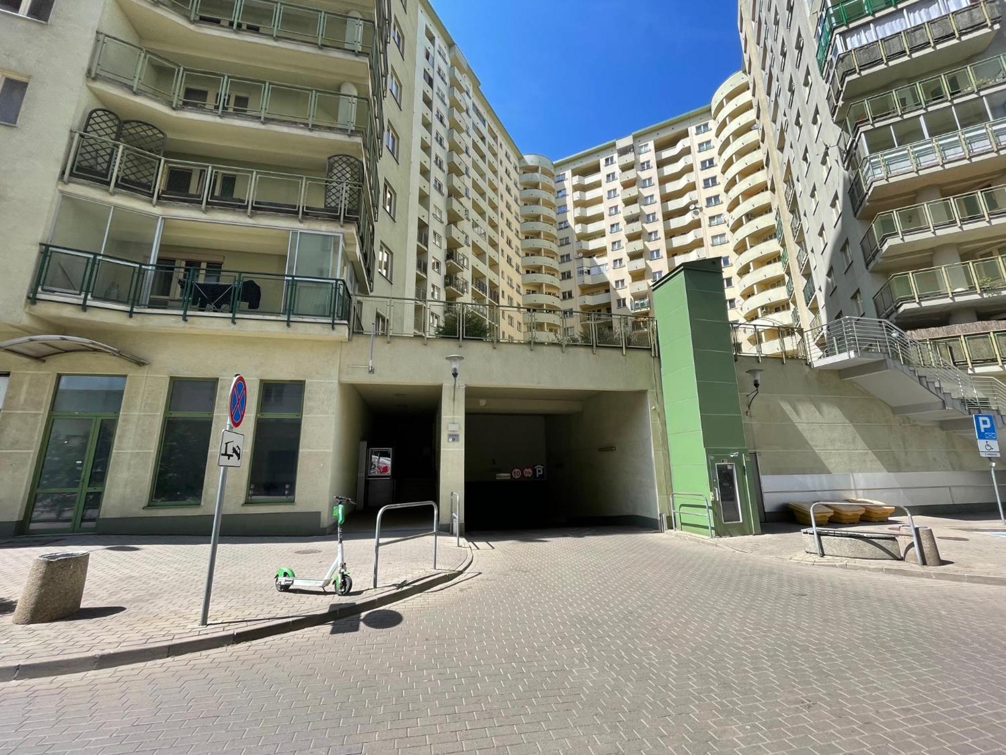 Superior Bukowinska, Studio, Pool & Gym! Metro Wilanowska, Garage Parking! 24H Reception! Warszawa Eksteriør billede